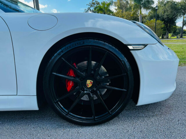 2014 Porsche Cayman (White/Black)
