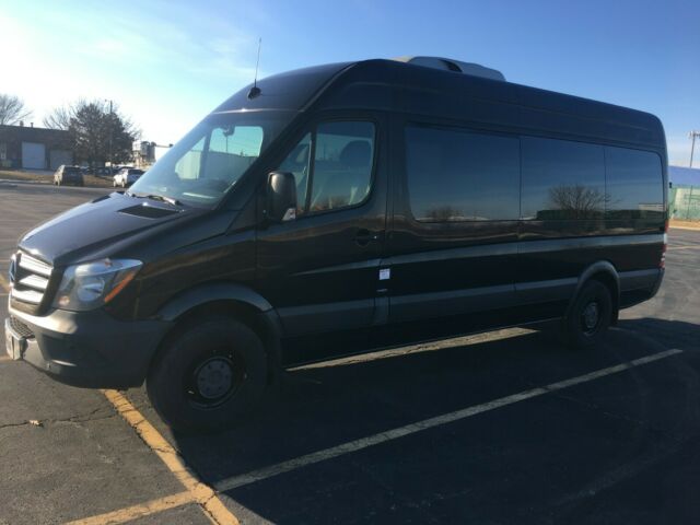 2014 Mercedes-Benz Sprinter (Black/Gray)