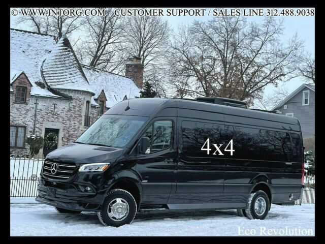 2022 Mercedes-Benz Sprinter (Black/Black)