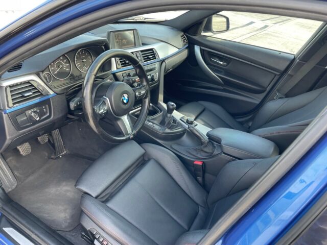 2013 BMW 335i (Blue/Brown)