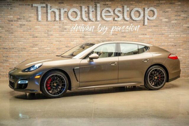 2013 Porsche Panamera GTS (Brown/White)