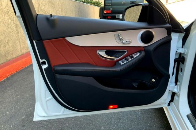 2019 Mercedes-Benz C-Class (POLAR WHITE/CRANBERRY RED LEATHER)
