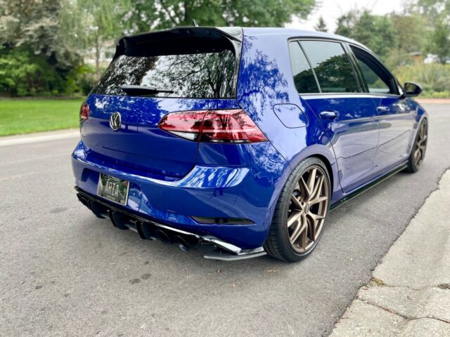 2019 Volkswagen Golf R (Blue/Black)