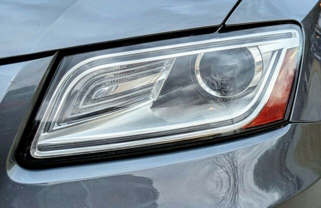 2013 Audi Q5 (Monsoon Gray Metallic/Black)