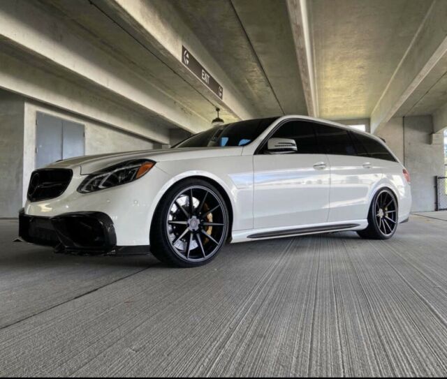 2014 Mercedes-Benz E-Class (Monsoon Gray Metallic/Black)