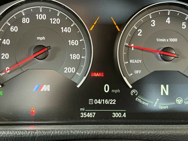 2015 BMW M4 (Gray/Red)