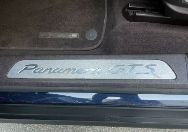 2013 Porsche Panamera (Blue/Brown)