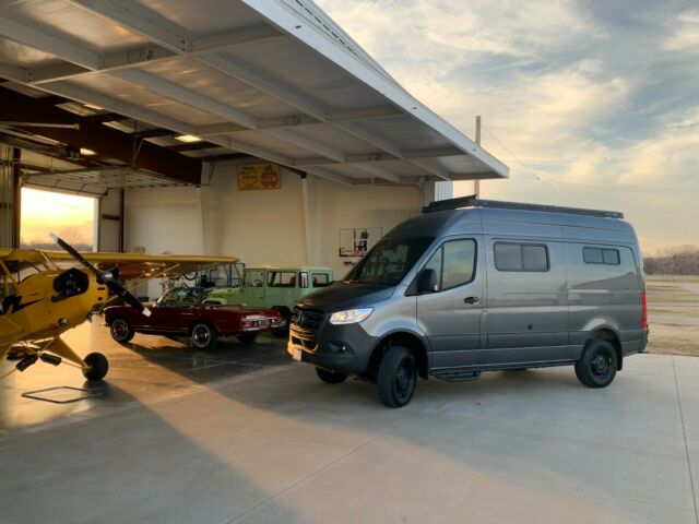 2019 Mercedes-Benz Sprinter (Gray/Gray)