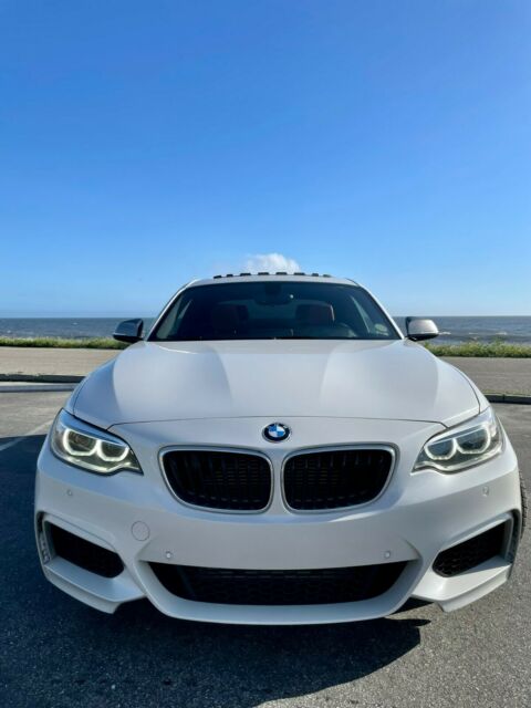 2016 BMW 2-Series (White/Red)