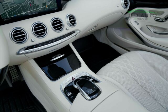 2019 Mercedes-Benz S-Class (Black/White)