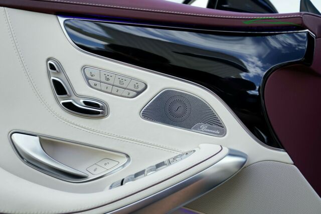 2019 Mercedes-Benz S-Class (Black/White)