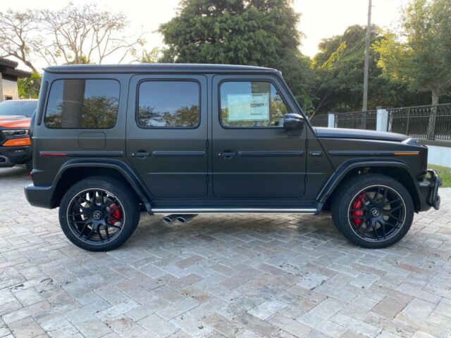 2021 Mercedes-Benz G-Class (Black/Black)