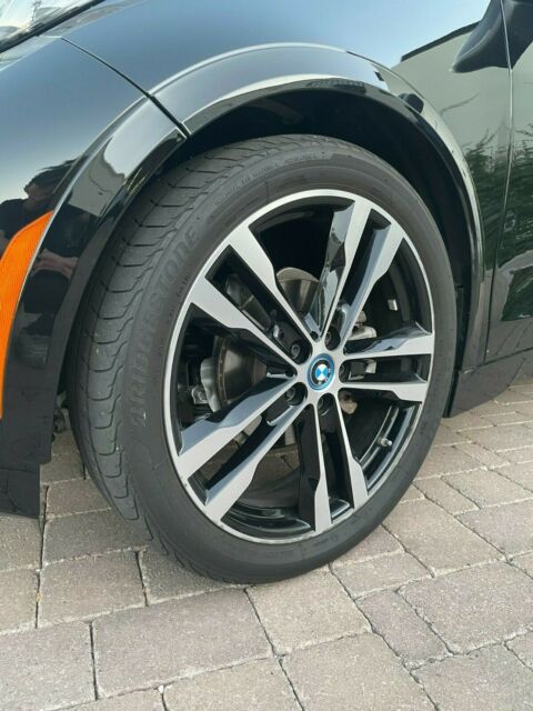 2018 BMW i3 (Black/Brown)