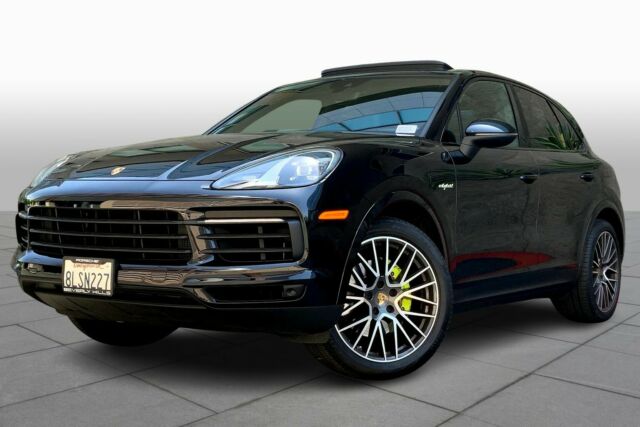 2019 Porsche Cayenne (JET BLACK METALLIC/BLACK PARTIAL LEATHER)