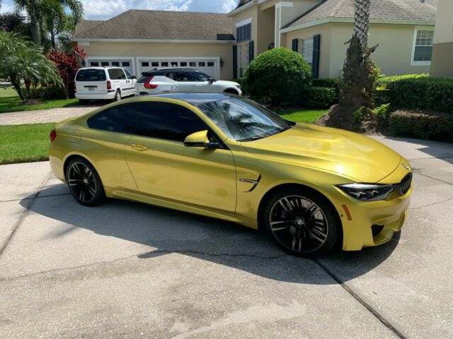 2018 BMW M4 (Yellow/Black)