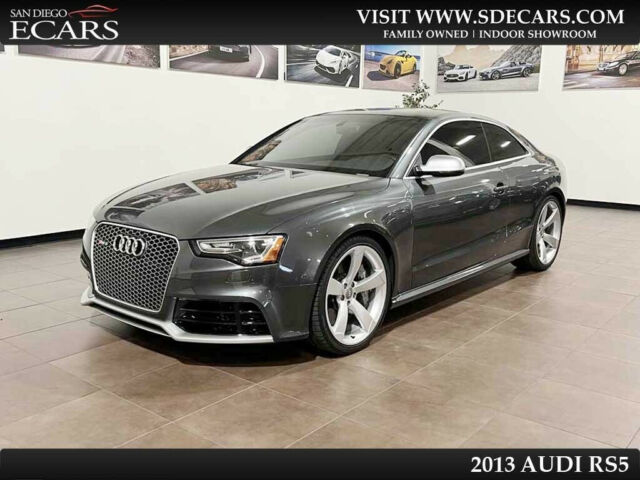 2013 Audi RS5 (Gray/Black)