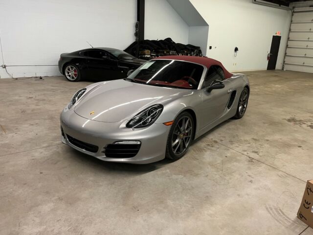 2014 Porsche Boxster (Silver/Red)