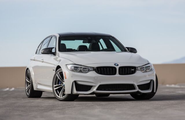 2016 BMW M3 (White/Black)