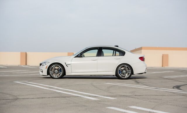 2016 BMW M3 (White/Black)