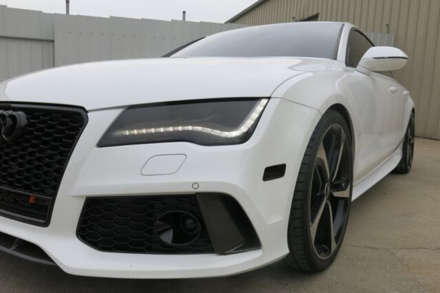 2014 Audi RS7 (White/Black)