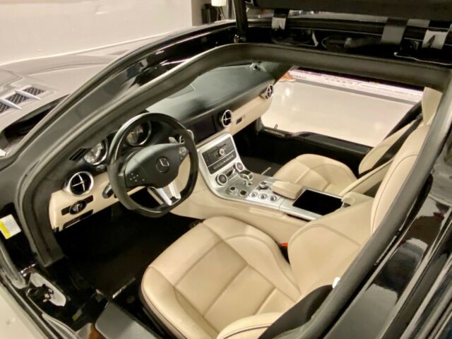 2012 Mercedes-Benz SLS AMG (Black/Black)