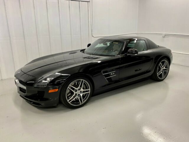2012 Mercedes-Benz SLS AMG (Black/Black)