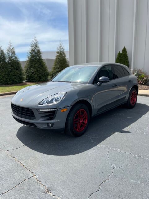 2018 Porsche Macan