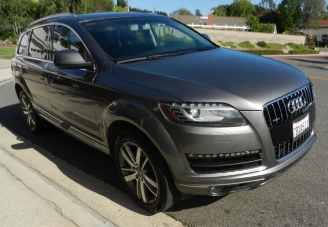 2014 Audi Q7 (Gray/Black)