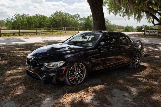 2016 BMW M4 (Black/Black)