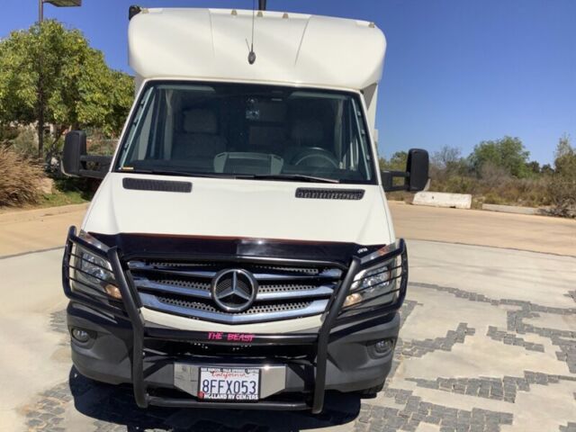 2015 Mercedes-Benz Sprinter Cab Chassis (White/Gray)