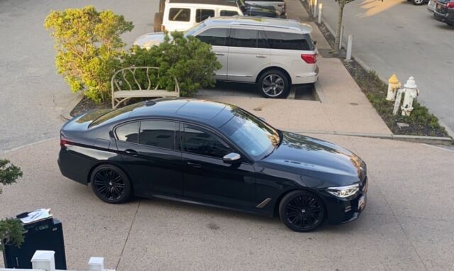 2018 BMW 5-Series (Black/Black)