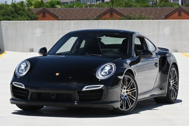 2014 Porsche 911 (Black/Black)