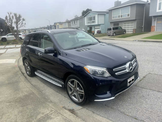 2017 Mercedes-Benz GL-Class (Black/Black)