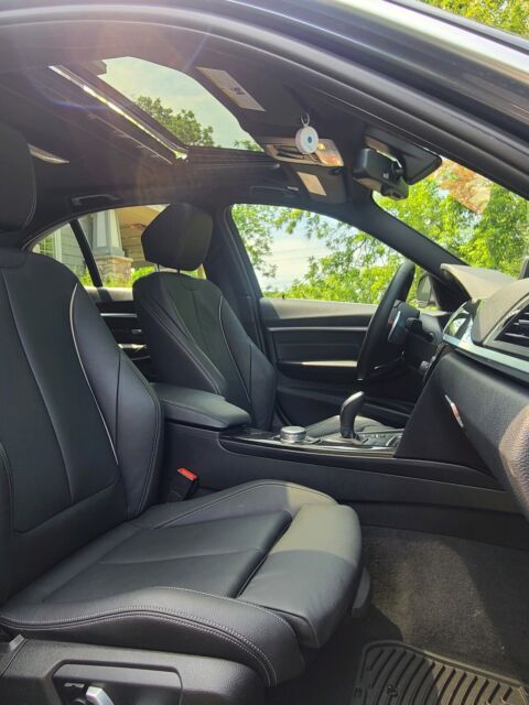2017 BMW 330i xDrive (Grey/Tan)
