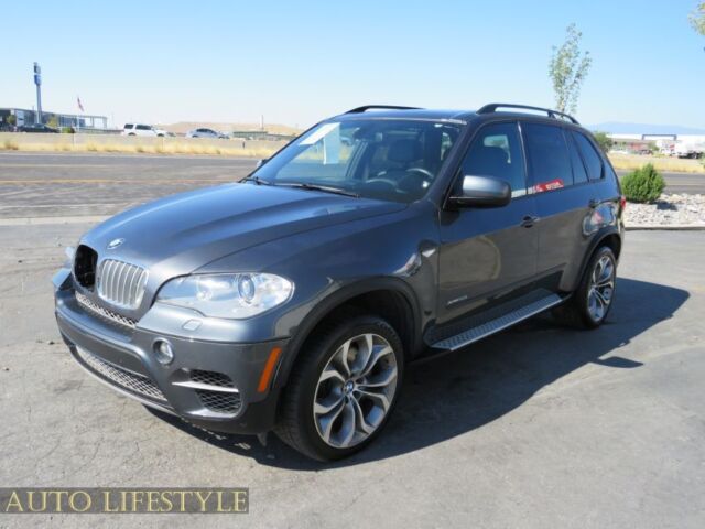 2013 BMW X5 (Black/Black)