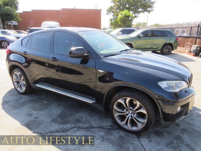 2013 BMW X6 (Red/Black)