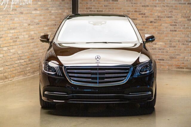 2018 Mercedes-Benz S-Class S560V4 (Brown/White)