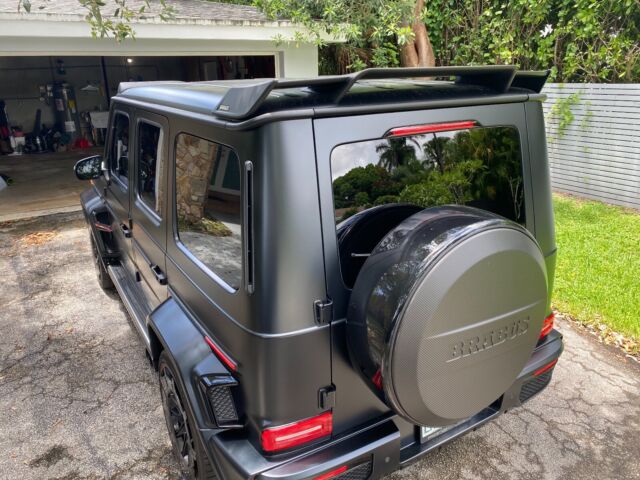 2020 Mercedes-Benz G-Class (Black/Red)