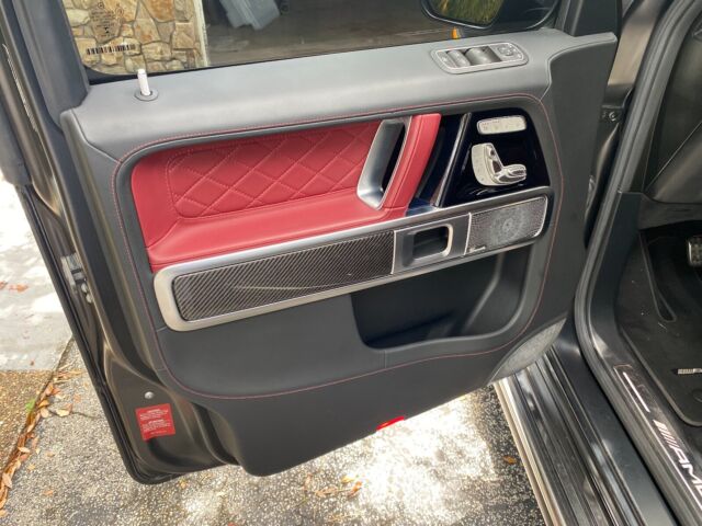 2020 Mercedes-Benz G-Class (Black/Red)