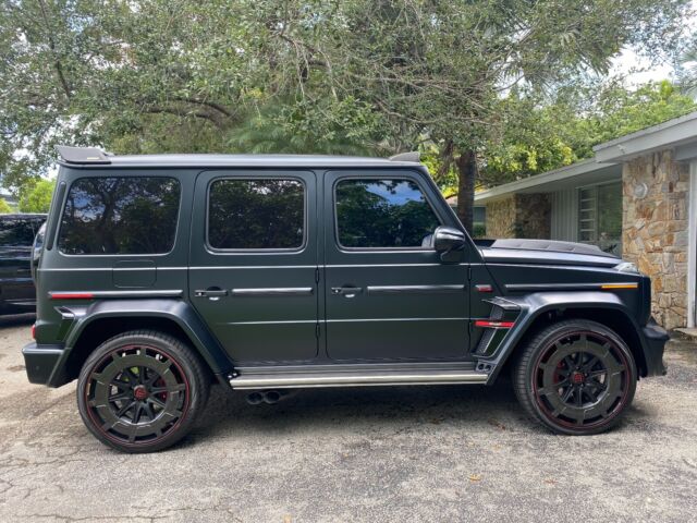 2020 Mercedes-Benz G-Class (Black/Red)