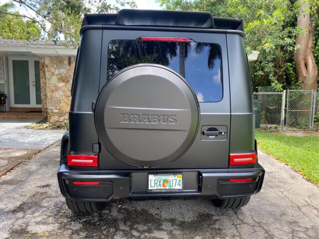 2020 Mercedes-Benz G-Class (Black/Red)