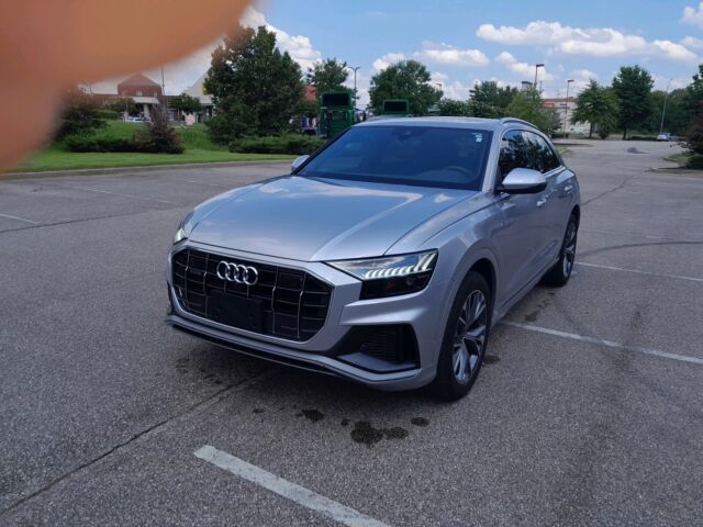 2021 Audi Q8 (Grey/Red)