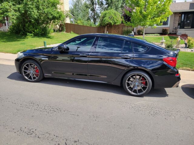 2013 BMW 5-Series (Black/Cream)