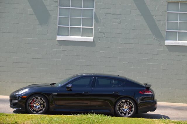 2016 Porsche Panamera